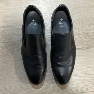 Men’s vegan leather dress shoes 9.5
